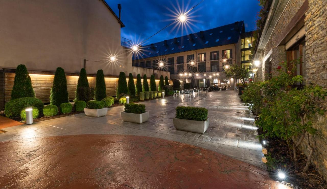 Aparthotel Trainera Esterri D'Aneu Εξωτερικό φωτογραφία