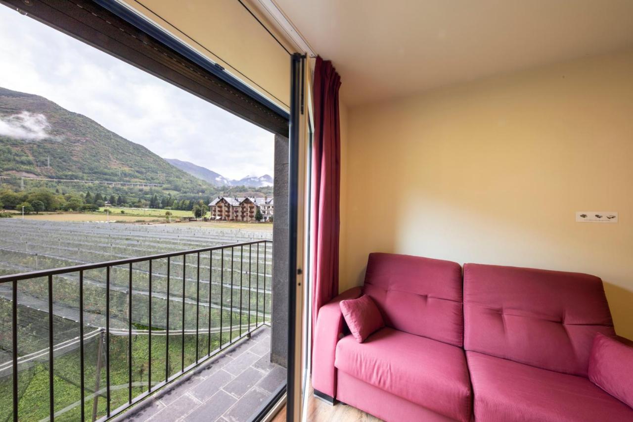 Aparthotel Trainera Esterri D'Aneu Εξωτερικό φωτογραφία