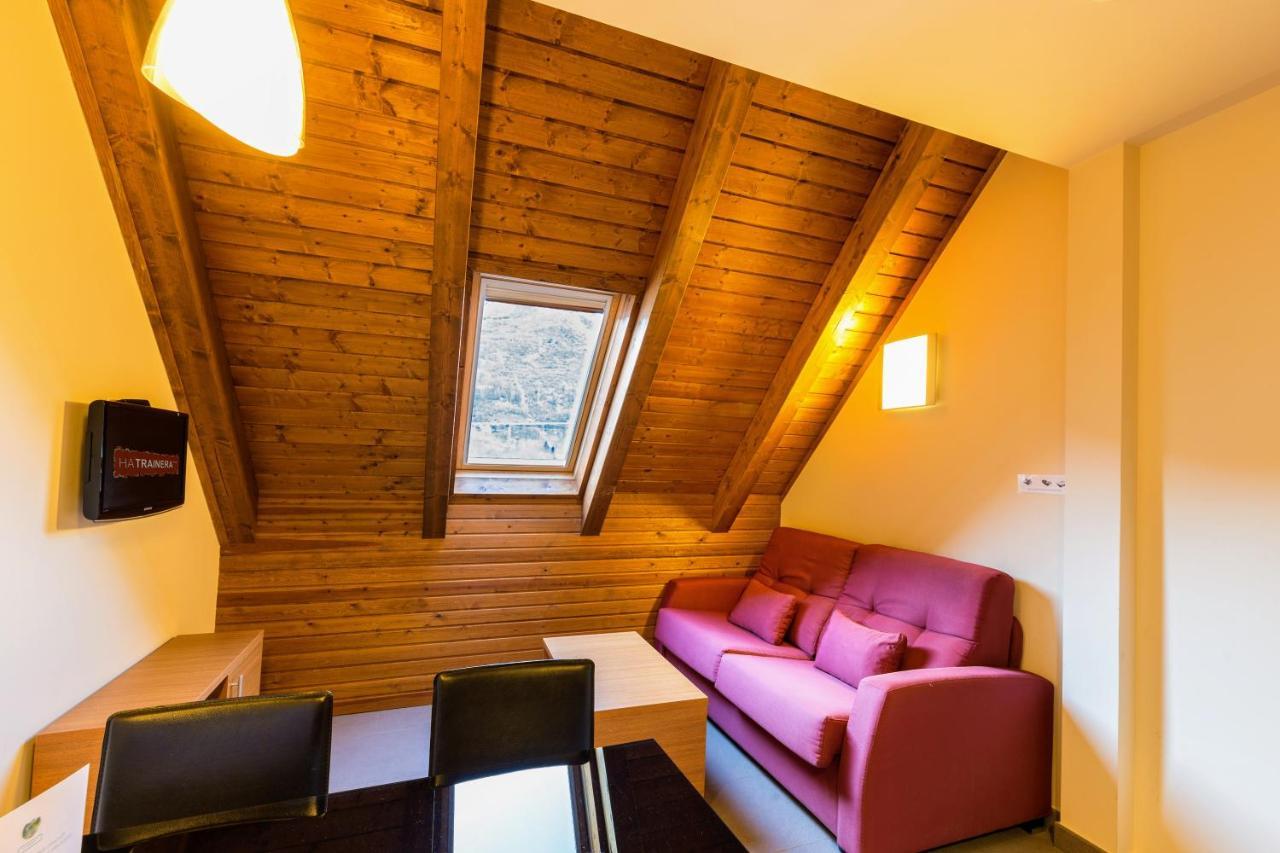 Aparthotel Trainera Esterri D'Aneu Εξωτερικό φωτογραφία
