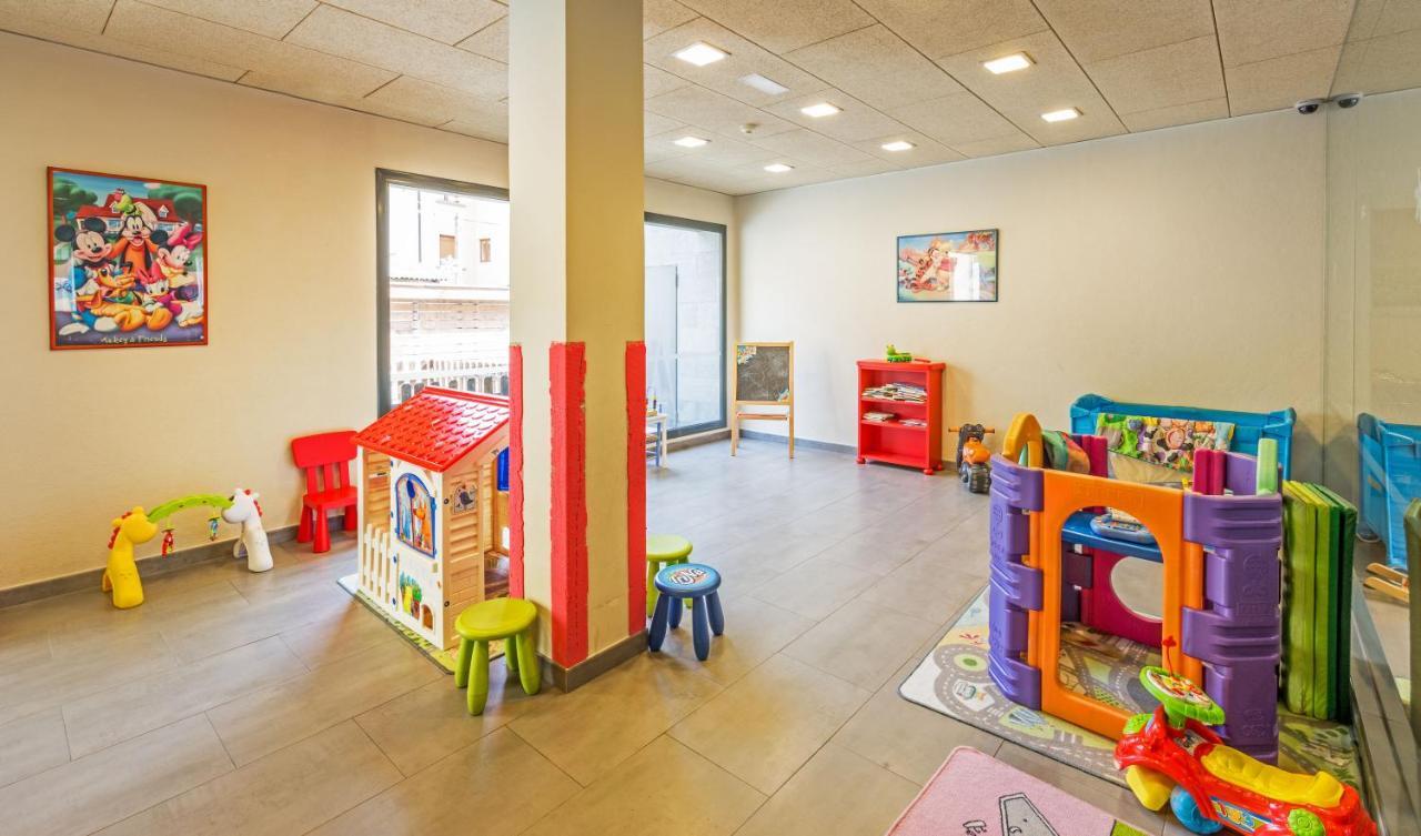 Aparthotel Trainera Esterri D'Aneu Εξωτερικό φωτογραφία
